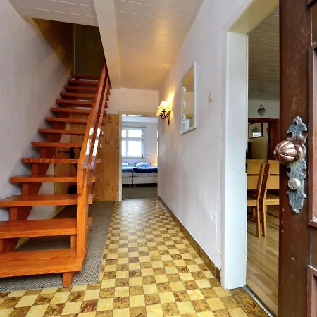 Cozy With Balcony Near Winterberg *
