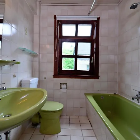 Cozy With Balcony Near Winterberg *