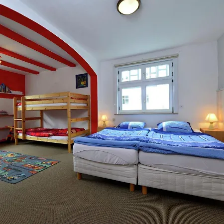 Holiday home Cozy With Balcony Near Winterberg Elpe