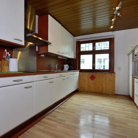Cozy With Balcony Near Winterberg *